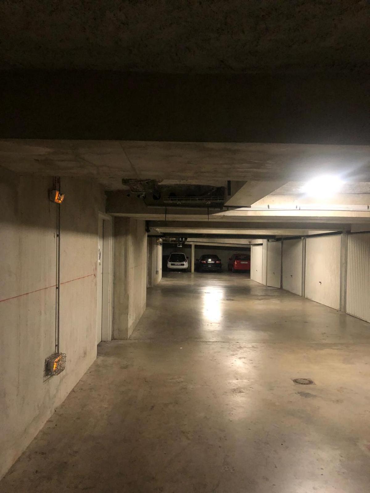 Avec Parking * Montpellier